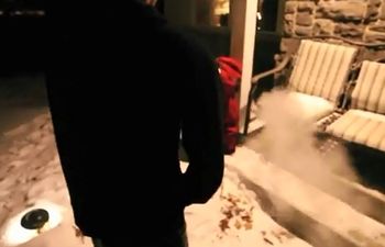 Video: This is what happens when you take a p*ss in ridiculously cold weather