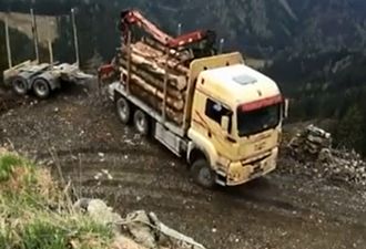 Video: Austrian truck driver performs absolutely terrifying three-point turn on cliff edge