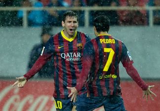 Video: Lionel Messi scored a beautiful goal against Sevilla last night