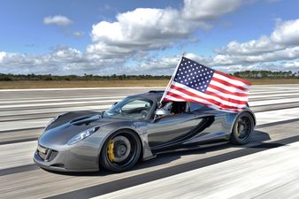 Video: Watch as the Hennessy Venom GT sports car reaches 435.31 km/h
