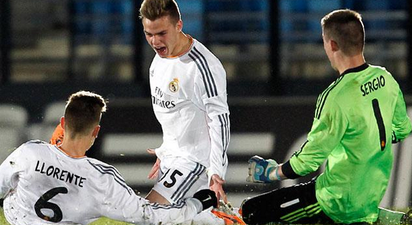 Video: Real Madrid youth player scores absolute screamer in injury time
