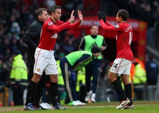 Javier Hernandez wanted to clear up the whole RVP situation on Twitter last night