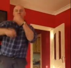 Video: Tipperary father expresses his anger towards his daughter in the most brilliant way possible