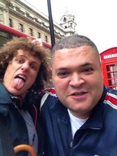 Pics: David Luiz’s car gets clamped in London while he stops to take selfie with fan