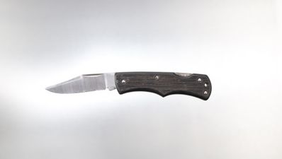 New York man walks into fast food restaurant with a knife lodged in his back