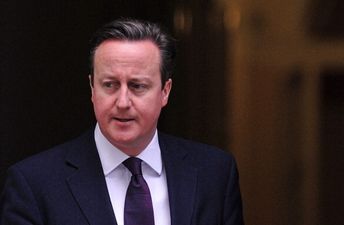 Famous people mocking David Cameron’s serious phone picture on Twitter is the funniest thing you’ll see today