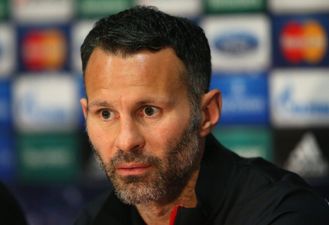 Vine: Nothing to see here, just Ryan Giggs doing keepy-uppy with a potato in a restaurant