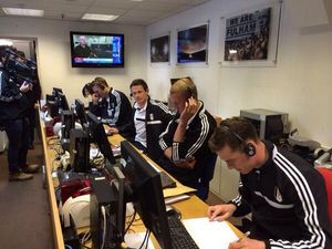 Pic: Fulham’s players ring season ticket holders to thank them for renewing for next season
