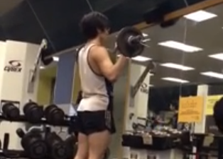 Video: Workout FAIL looks hilarious, but also incredibly dangerous