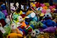Picture: Missing child found safe and well…inside arcade claw machine
