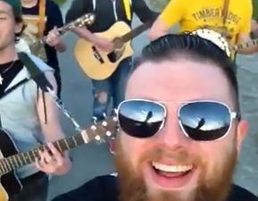 Video: Irish lads sing their own version of Blurred Lines, with some NSFW language