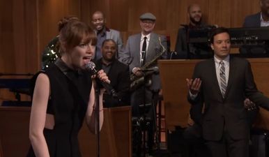 Video: Emma Stone takes Jimmy Fallon to school in an incredible lip-sync battle