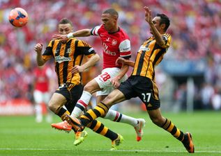 Vine: Is this Kieran Gibbs ‘effort’ the worst miss in football history?