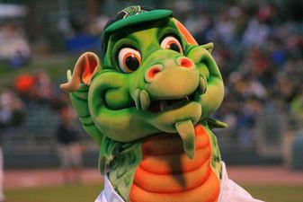 Video: This baseball mascot made a deaf kid’s day…