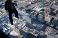 Pic: Holy crap! This 103rd storey glass ledge in Chicago cracked underneath these tourists