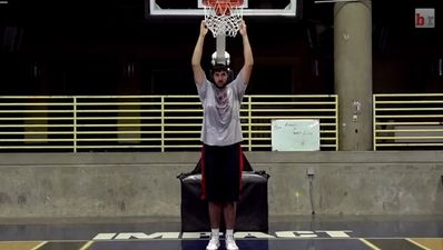 Video: Meet the tallest player in the NBA draft this year, 7’5″ Sim Bhullar