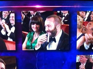 Vine: Chris O’Dowd responds to Tony award snub by drinking from a hip flask