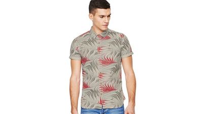 Trending Styles: The best short-sleeved shirts for the summer