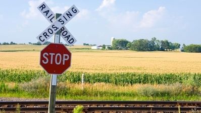 Video: Heroic US cop saves woman from being hit by train with just seconds to spare