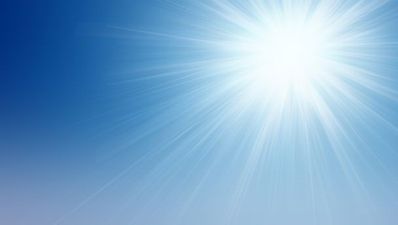 Met Éireann issues status yellow weather warning as temperatures set to hit 28C