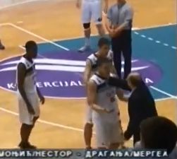 Video: Angry Serbian basketball coach grabs his player aggressively by the throat during game