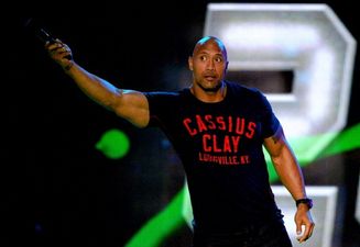 Video: The Rock explains his now infamous “fanny pack” photo to Jimmy Fallon