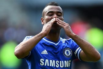 Pic: Ashley Cole confirms Roma switch by taking a selfie with their really cool jersey