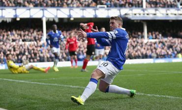 Video: Barcelona’s Gerard Deulofeu takes the p**s out of Cristiano Ronaldo’s goal celebration as he arrives at training