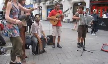 Video: Watch this hair-raising version of the Game of Thrones theme tune performed in Shop Street in Galway yesterday