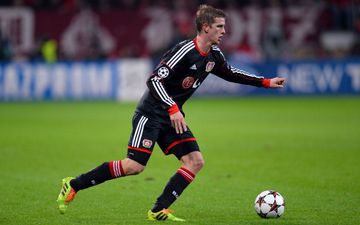 Transfer Talk: Bender, Sanchez, Debuchy off to Arsenal, Vidal and Janmaat to United and Ashley Cole off to everyone