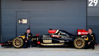 Pic: The Lotus F1 car looks great on bigger rims