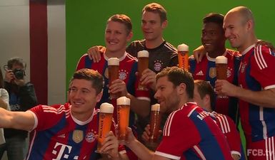 Pic: Bayern Munich go on the lash (in a very calm, responsible, sponsored kind of way)