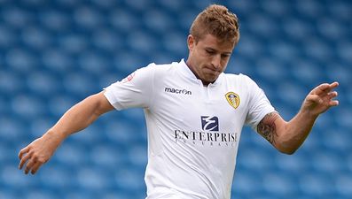 Vine: Leeds United player sent off for a ridiculously high two-footed tackle