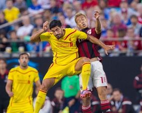 Liverpool’s Emre Can introduces himself to Mario Balotelli, striker ends up on his arse