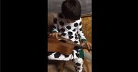 Video: Check out this blind 10-year-old boy brilliantly playing the guitar like a pro