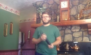 Video: This big eejit hit himself in the face with a nunchuck while showing off to his mom