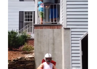 Vine: These idiots FAIL the ice bucket challenge