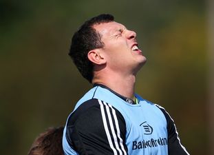 Nothing to see here, folks! Robin Copeland tweets update on his lost passport