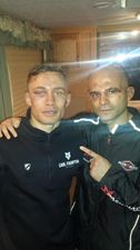 Pic: Carl Frampton poses for photograph with beaten opponent Kiko Martinez