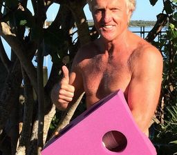 Golfing great Greg Norman posts ‘thumb up’ picture after nearly losing his hand
