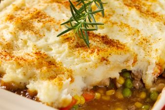 PIC: Daughter pranks her mam by pretending she’s had an allergic reaction to shepherd’s pie