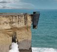 Pics: Would you live in this amazing house in Australia that hangs from the edge of a cliff?