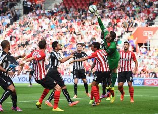 Video: Gary Neville and Jamie Carragher tore Newcastle a new one on Monday Night Football last night