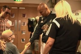 Video: A real classy gesture from Jonjo Shelvey to a young Swansea City fan