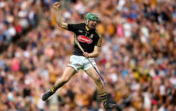 Pic: Kilkenny goalkeeper Eoin Murphy as a kid meeting teammate Henry Shefflin 14 years ago