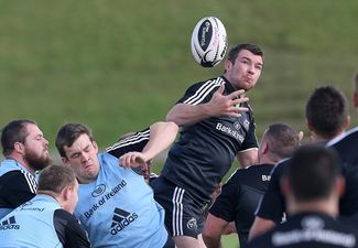 Peter O’Mahony returns to Munster team for Friday night’s clash against the Scarlets