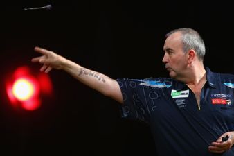 Video: Slow motion masterclass on darts technique by Phil “The Power” Taylor