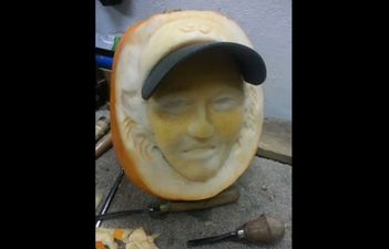 Video: Check out this artist’s attempt to carve Rory McIlroy’s face out of a pumpkin