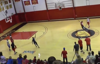 Video: College student sinks four basketball shots in a row to win $10,000