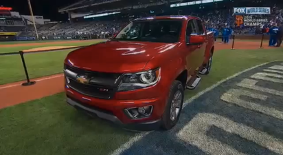 Pic: Chevy Trucks send out epic tweet following Madison Bumgarner’s awkward MVP presentation
